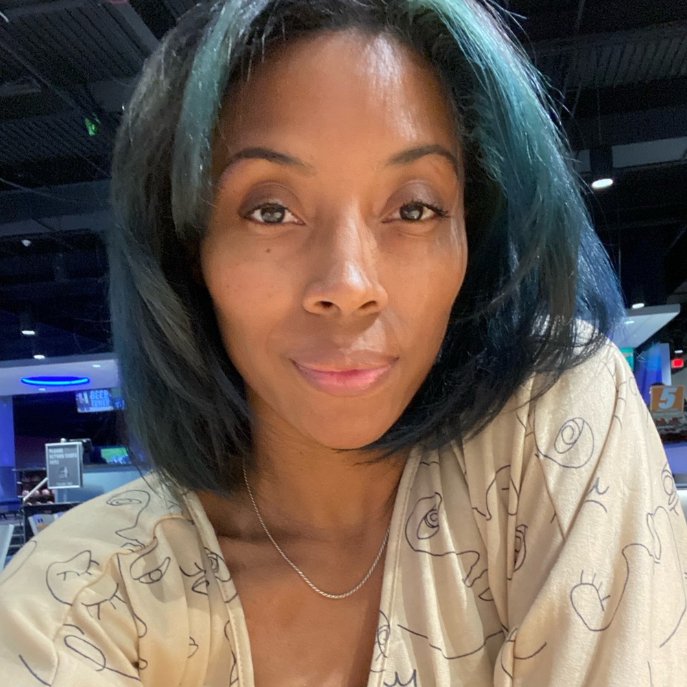 Meet your Posher, Mel